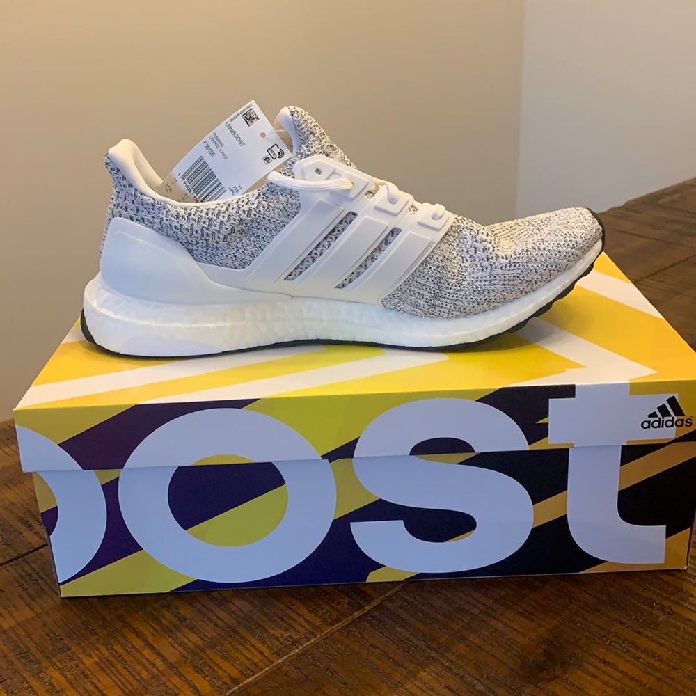 NWT Adidas Men’s UltraBOOST